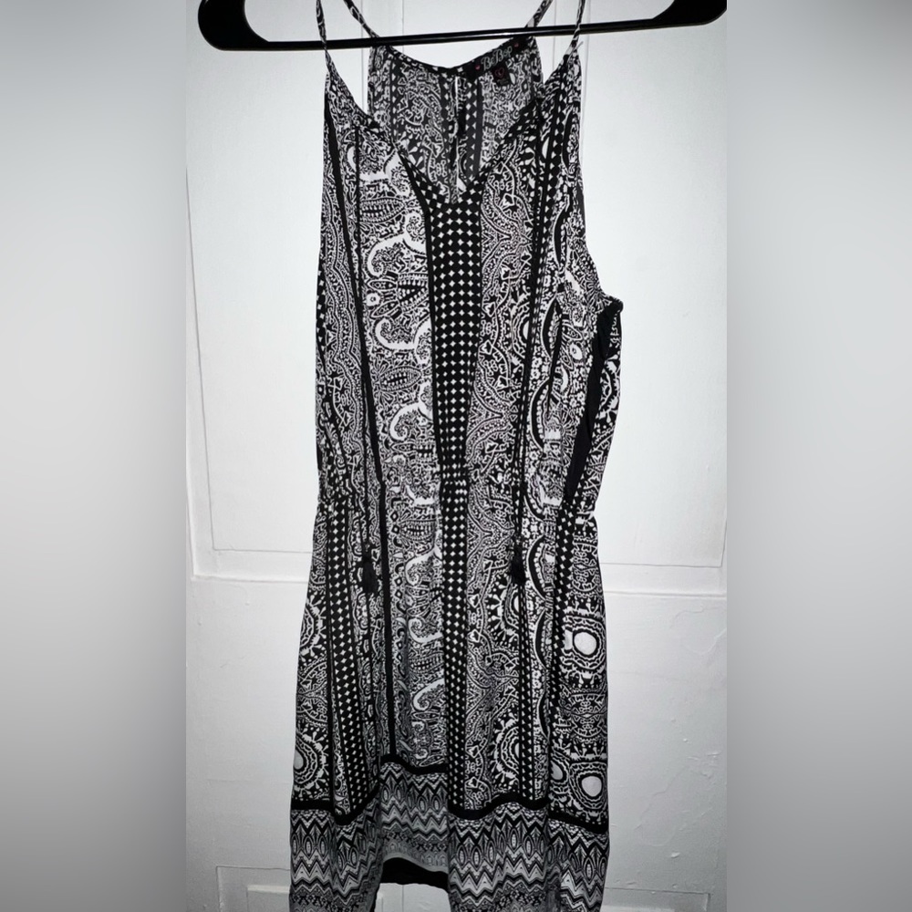 Juniors black and white spaghetti strap dress